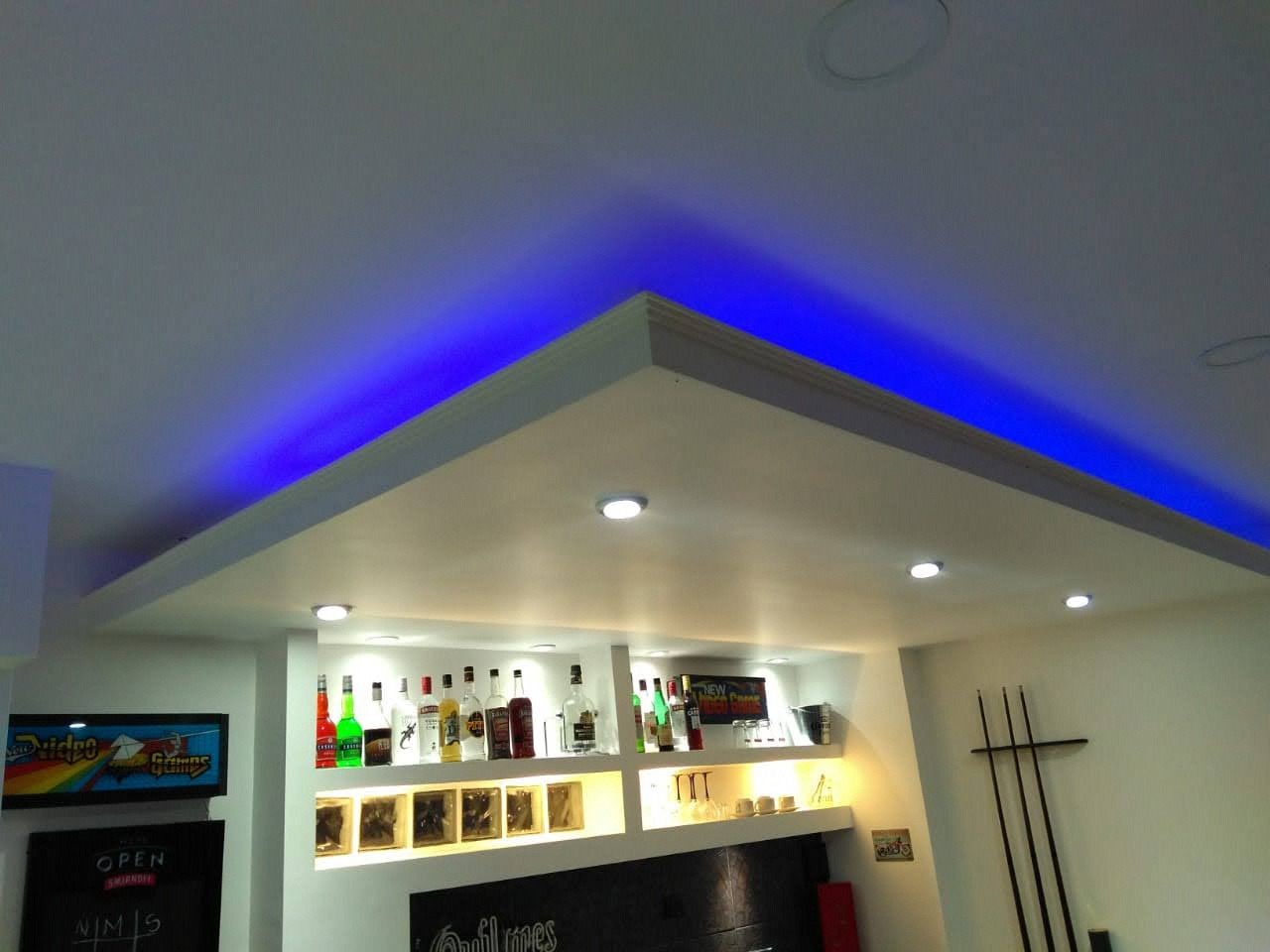 Gargantas e islas flotantes